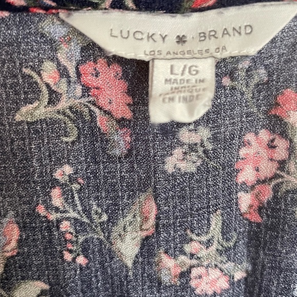 Lucky Brand L Navy Blue Floral v-neck Long Sleeve Top - Picture 4 of 7